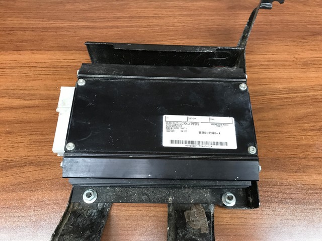 PONTIAC VIBE AMPLIFIER 12231049/8628001020 Delphi Delco electronics