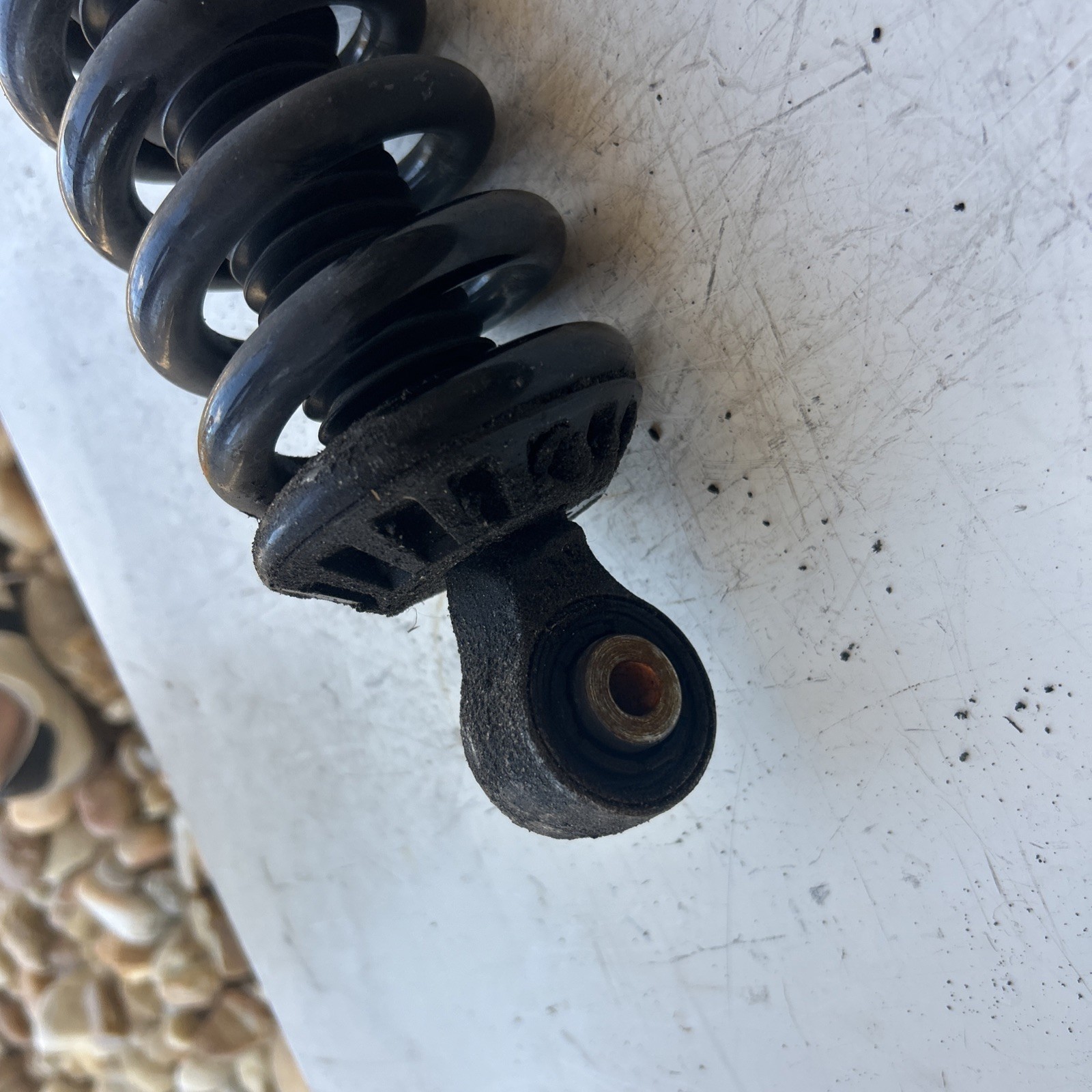 17-21 McLaren 570S Spider P13 Rear Right Strut Shock Absorber P