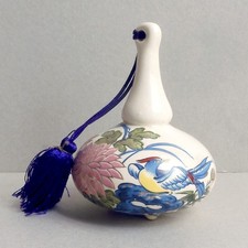 Ancienne cloche en argile céramique en forme de gourde Kutani Ware avec motif oiseau et fleur