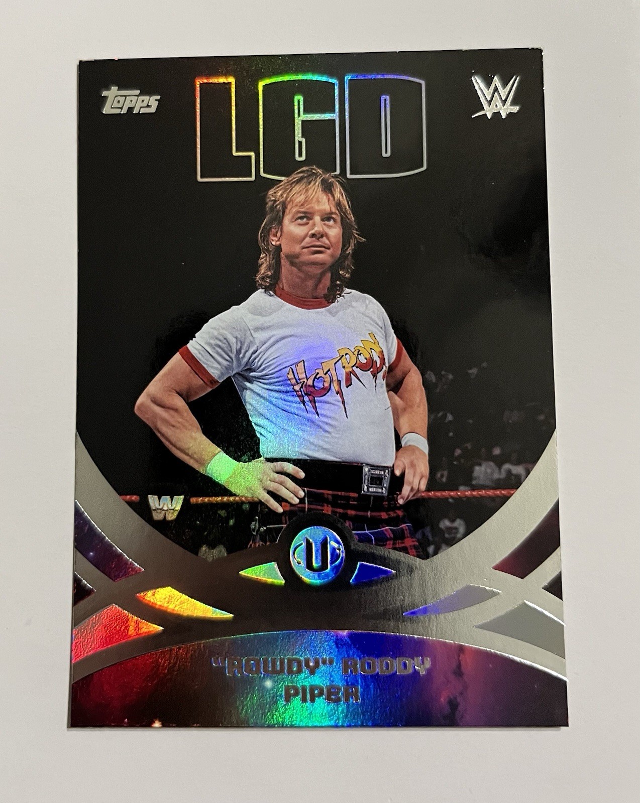 4 2026 Topps Universe WWE Cards view 5