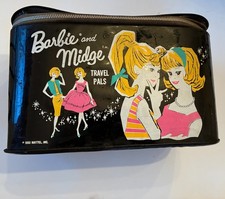 VINTAGE 1963 BARBIE AND MIDGE BLACK VINYL CARRY CASE