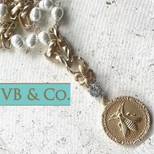 VB & Co French Coin Queen Bee Pearl Substaintial Chain Fleur De Lis Necklace