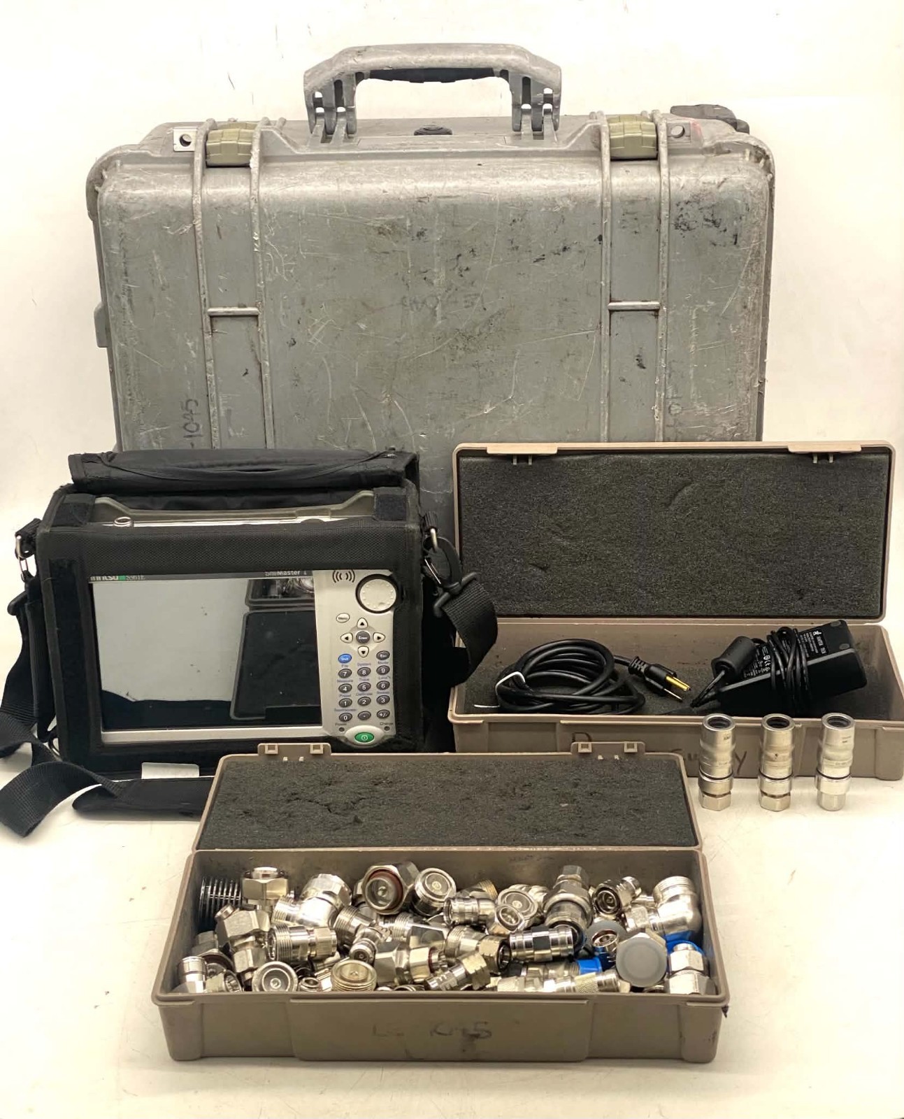 Anritsu S361E Cable & Antenna Analyzer w/ Case, Adapters