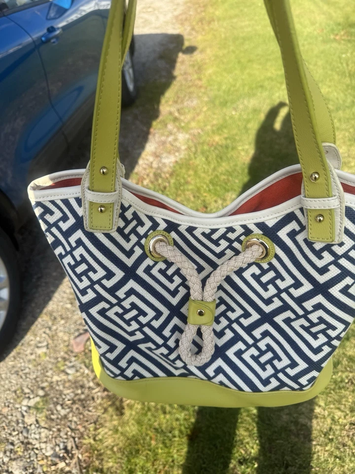 Bolso de Mano Spartina 449 Market con Borde de Cuero Verde Chartreuse Patrón Verdier. Foto 3 de 4