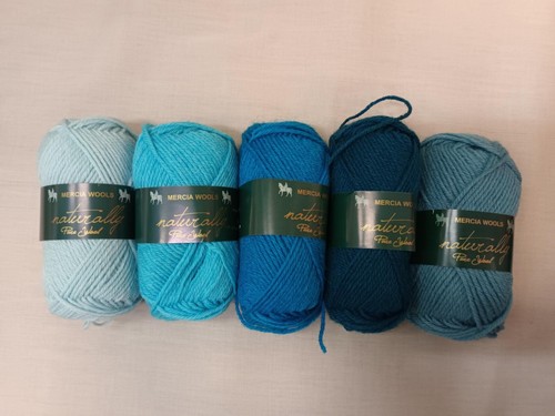 British 100% Pure Wool Double Knit Yarn - Picture 11 of 137