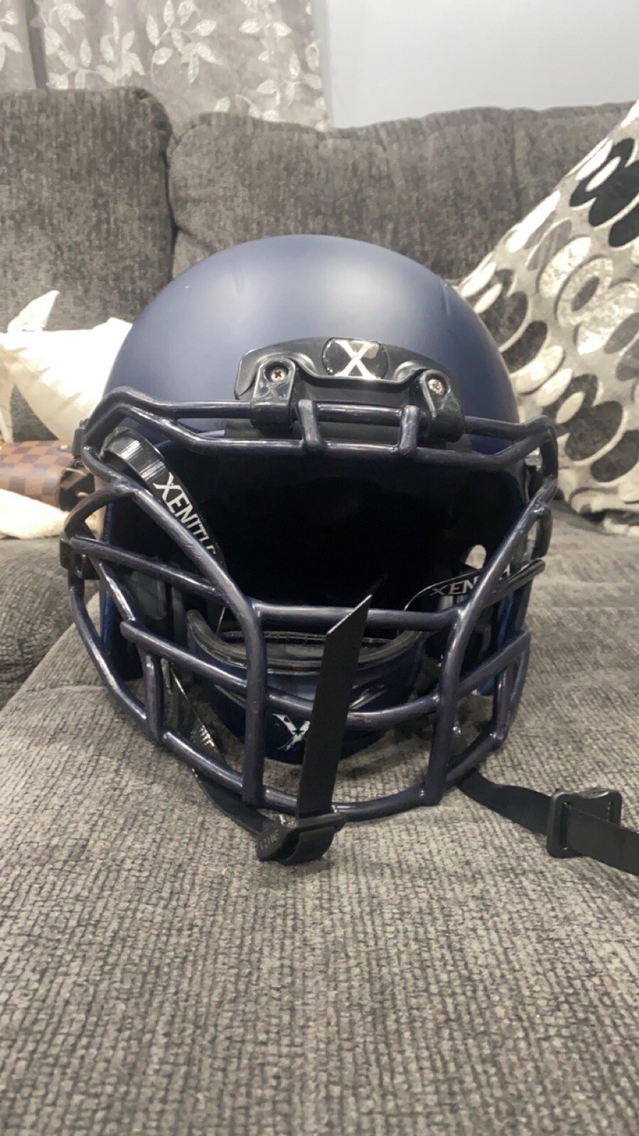 Adult Size L Football Xienth Helmet