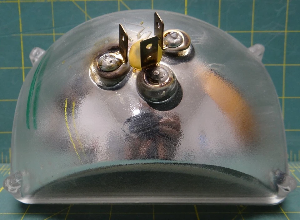 Прямоугольный ближний свет Sylvania Halogen Plus H4656LL для системы из 4 фар - Изображение 4 из 4