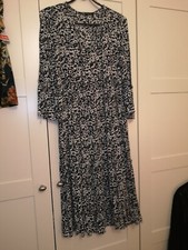 ZARA Long Flowing Floral Print Tiered Midi Dress Black White XS extra Small 