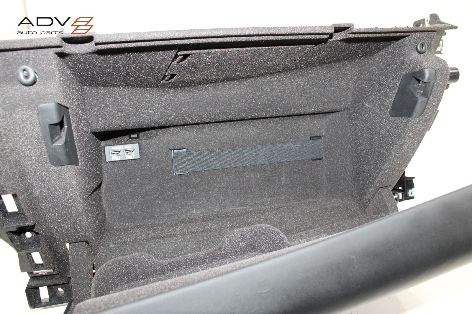2017 - 2020 MASERATI LEVANTE DASH DASHBOARD GLOVE BOX STORAGE COMPARTMENT OEM