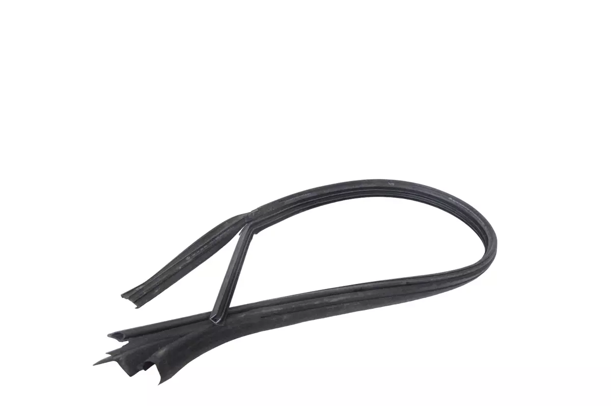 Mercedes C238 Door Seal Rubber Front Left A2386706700 E220d 2018 