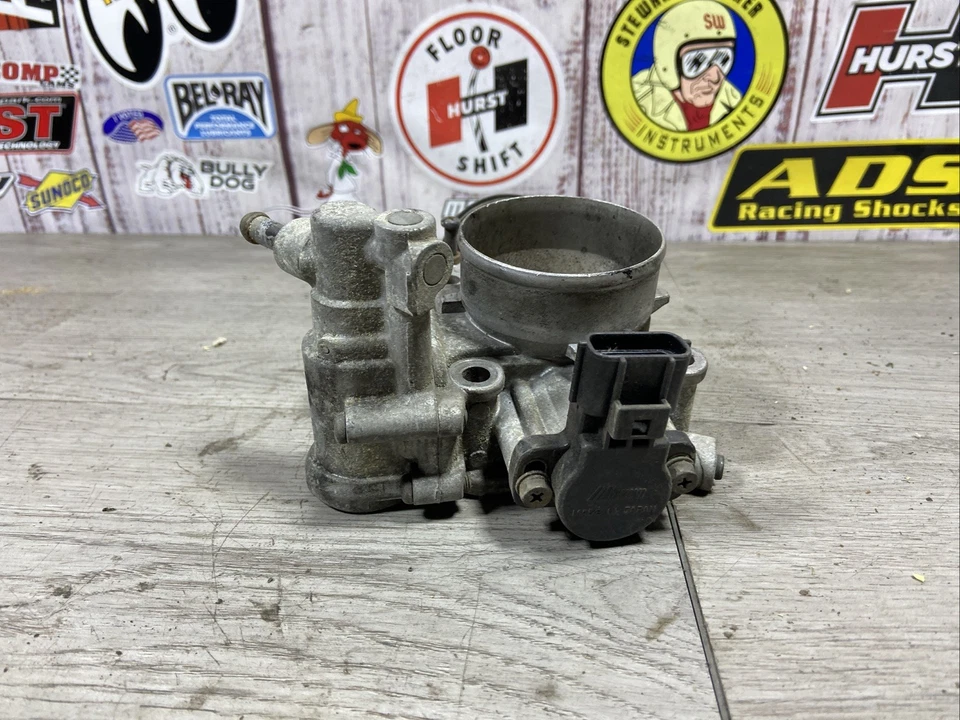 Conjunto completo de válvula de cuerpo de acelerador Geo Tracker 1994-98 fabricante original con sensores 1,6 l Foto 2 de 4