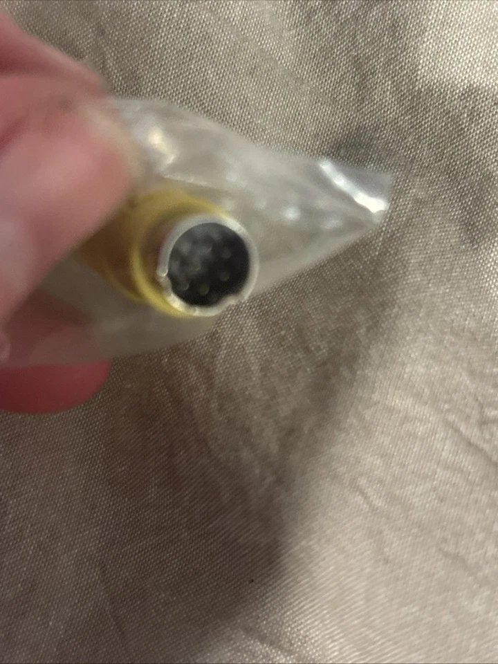 New ATI 6140014200 8-Pin S-VIDEO (Male) to RCA Composite (Female) Video Adapter - Image 3 of 4