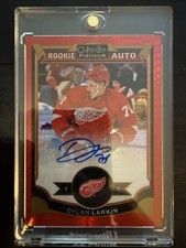 2015-16 OPC Platinum Rookie Auto Red Prism Dylan Larkin /75 Red Wings