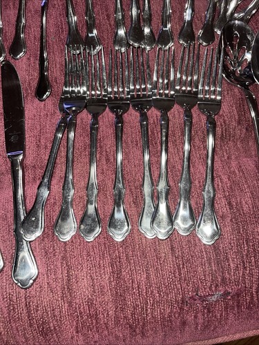 Oneida TRINITY LARGE COMPLETE Set Of 8 Each Stainless Flatware + Serving + Other - Picture 5 of 9