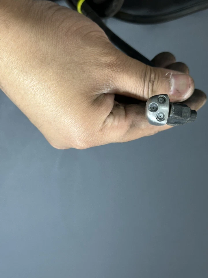 Lexus IS300 GS300 GS400 GS430 2001-2005 OEM TCM capó boquillas pulverizador mangueras de chorro Foto 2 de 4