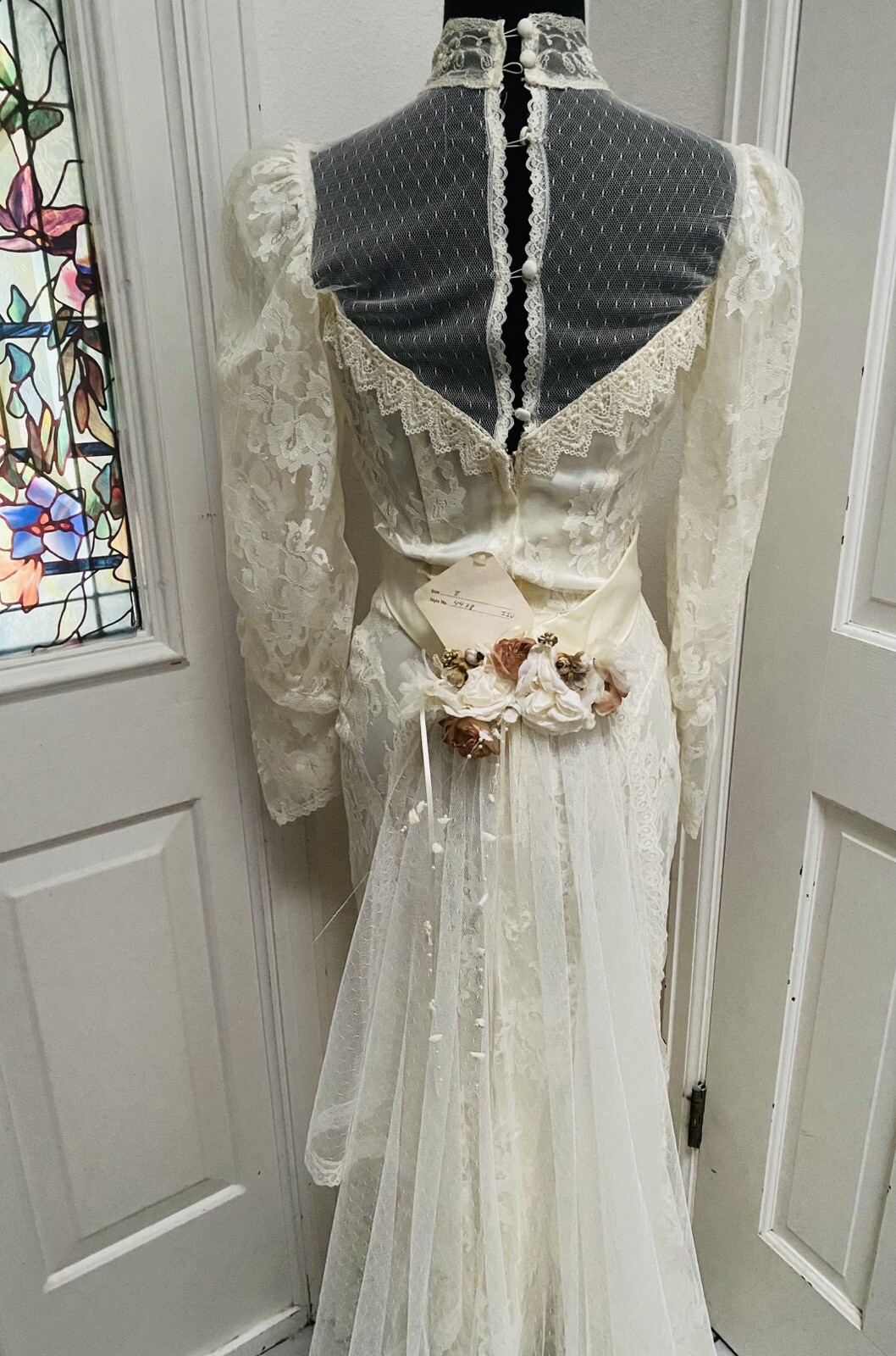 Picture 11 of 24