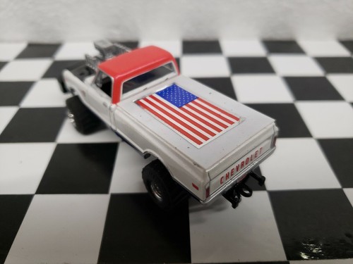CUSTOM BUILT 1:64 C10 GreenLight 1972 HOT ROD PULLING TRUCK puller CHEVEROLETdcp - Picture 10 of 12