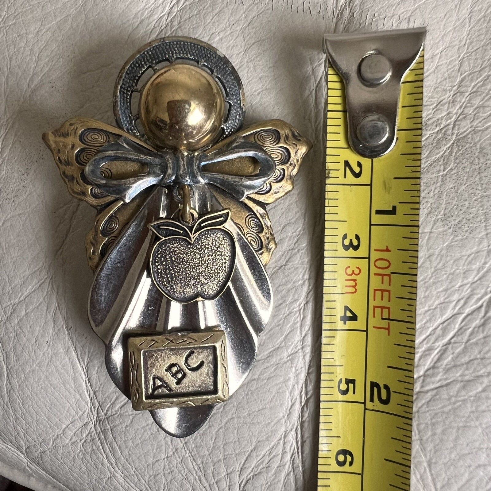 Picture 4 of 5