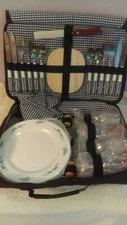 Picnic Basket service for 4 Lightweight Laptop Size bag Cool Carry OH152