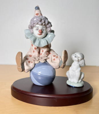LLADRO Having a Ball Retired Figurine #5813 Circus Clown & #7685 Friend for Life