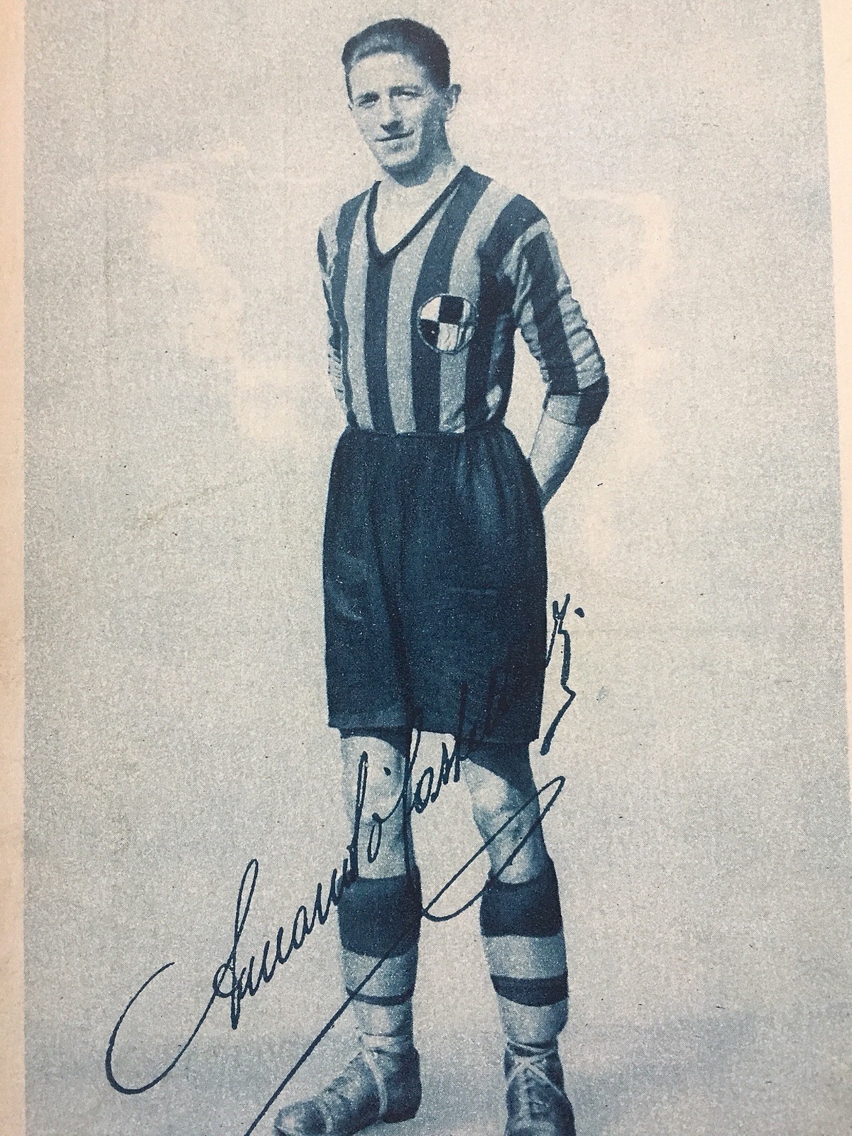 Ambrosiana Inter 1929-1930: la firma di Meazza sul primo campionato a