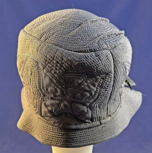 Vintage Art Deco Black Silk Quilted Stitch Embroidered Butterfly Hat Pin Cloche - Picture 4 of 5