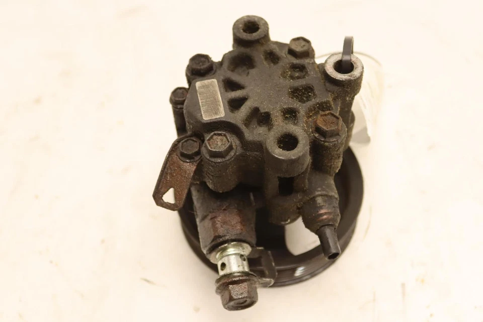 Toyota FJ Cruiser 2007-2009 bomba de dirección asistida de 4,0 L con polea OEM Foto 2 de 4