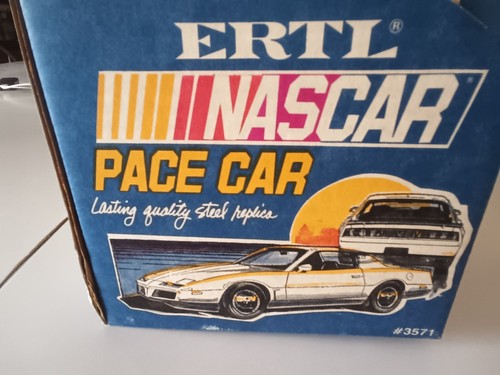 ertl 1/ 16 diecast nascar trans am pace car - Picture 5 of 7