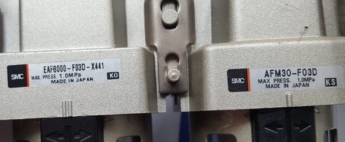 SMC AF30-F03-D-7-40 W/ SMC EAF3000-F03D-X441 W/ SMC AFM30-F03D W/ SMC AR25-F03 - Afbeelding 4 van 5