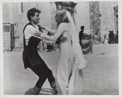Horst Buchholz + Elsa Martinelli (1965)   Hollywood Vintage Photo M 482