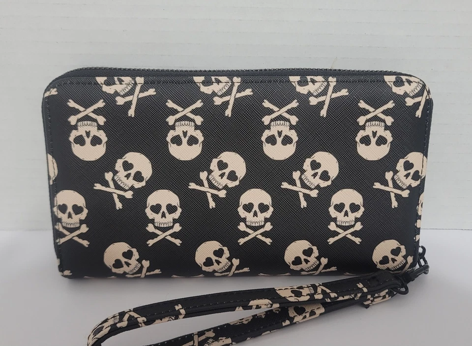 Cartera Betsey Johnson Negra Imitación Cuero Blanco Estampado Calavera y Huesos Cruzados ZA NUEVA SIN ETIQUETAS Foto 2 de 4