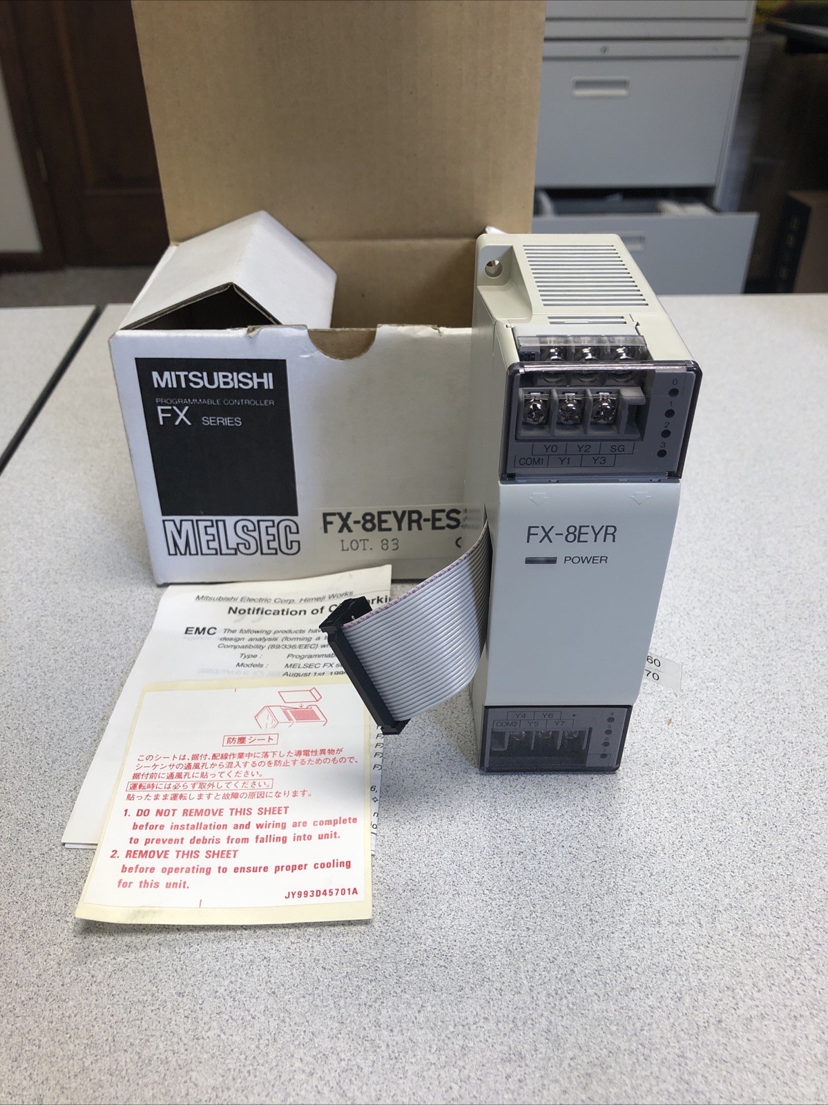 NEW Mitsubishi FX-8EYR-ES Programmable Controller