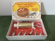 VINTAGE ATECO FANCY CAKE AND PASTRY DECORATIN...