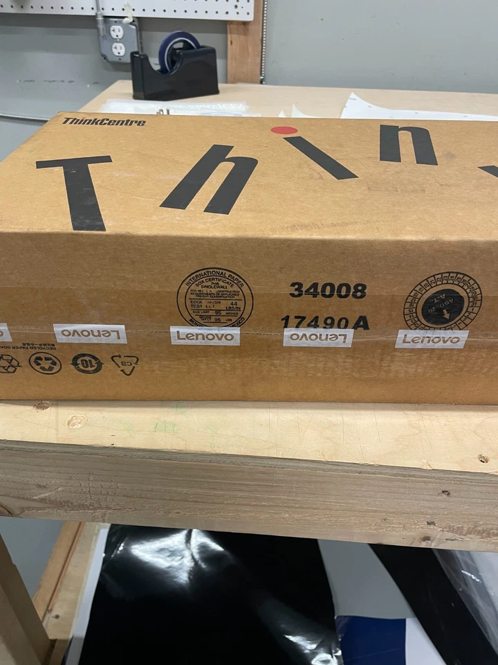 Lenovo ThinkCentre M720q Tiny Desktop PC – Intel Core i5-9400T 1.8GHz | 8GB RAM - Image 3 of 4