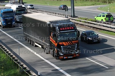 LKW Foto Mercedes-Benz Actros Planensattelzug Polen schwarz GRONEK #l8yc