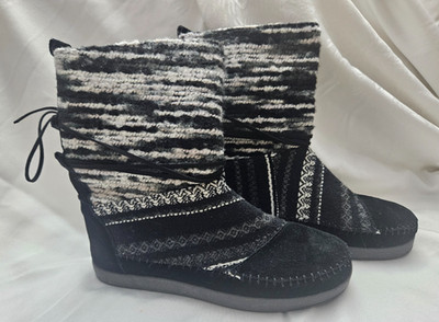 TOMS WOMENS 8 NEPAL AZTEC BLACK SUEDE MID-CALF WARM FLAT BOOTS HIPPIE BOHO