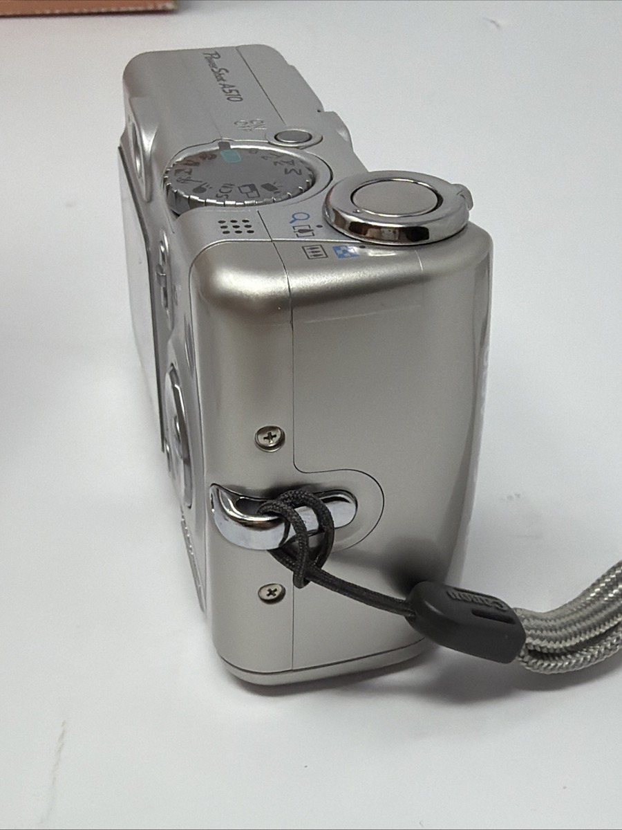 Canon PowerShot A510 Silver 3.2MP Digital Camera Mint w/ All