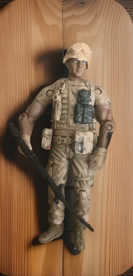 Conjunto de bonecos 1:18 BBI Elite Force Exército dos EUA SOAR Night Stalker helicóptero pilotos B - Imagem 2 de 4