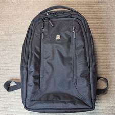 Victorinox Travel ALTMONT Professional/ 16L Backpack  Premium Equipment 
