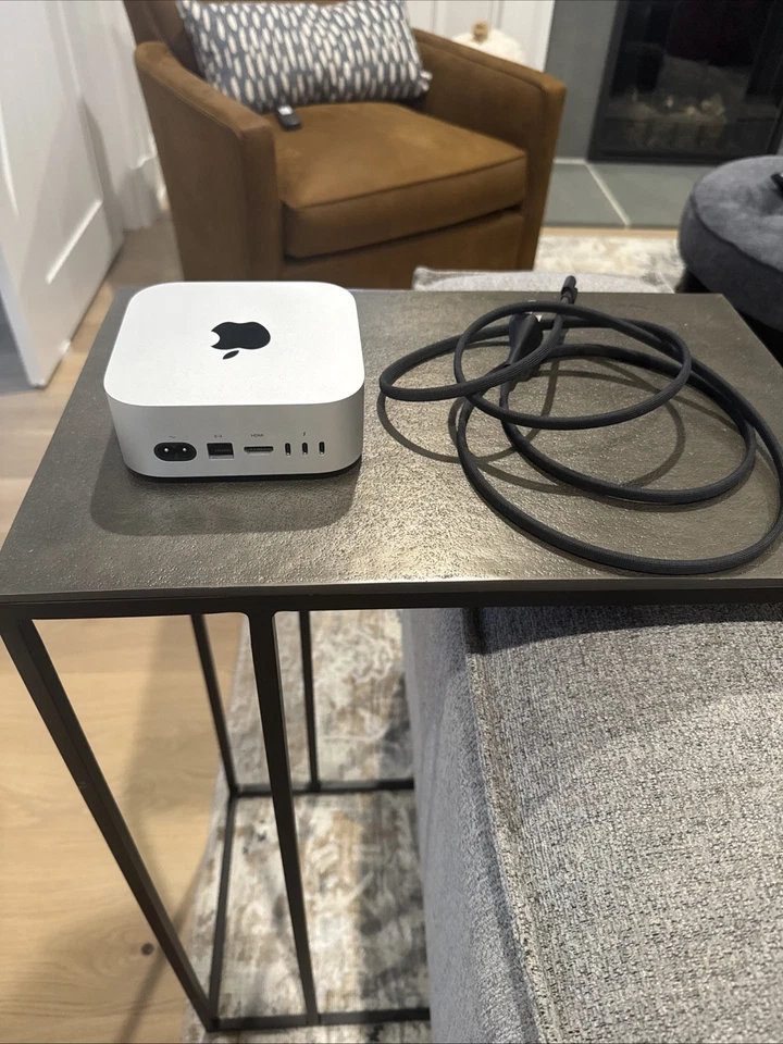 Apple Mac Mini Desktop M4 Chip, 16GB Memory, 256GB SSD, Silver Model A3238 - Image 2 of 3