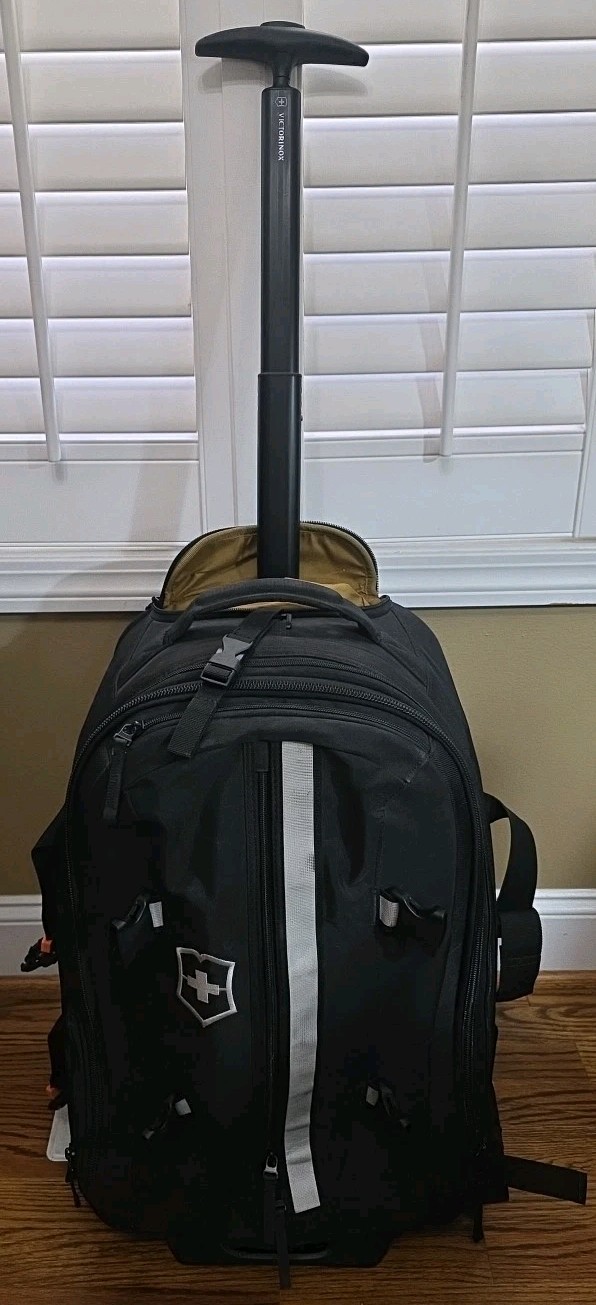 Victorinox ch-97 2.0 25 tourist wheeled Suitcase Backpack Bl