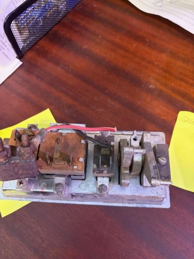 jeepster commando switch panel jeep commando - Imagem 2 de 2