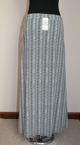 NWT Michael Kors Maxi Polyester Black/ White Long Skirt sz S