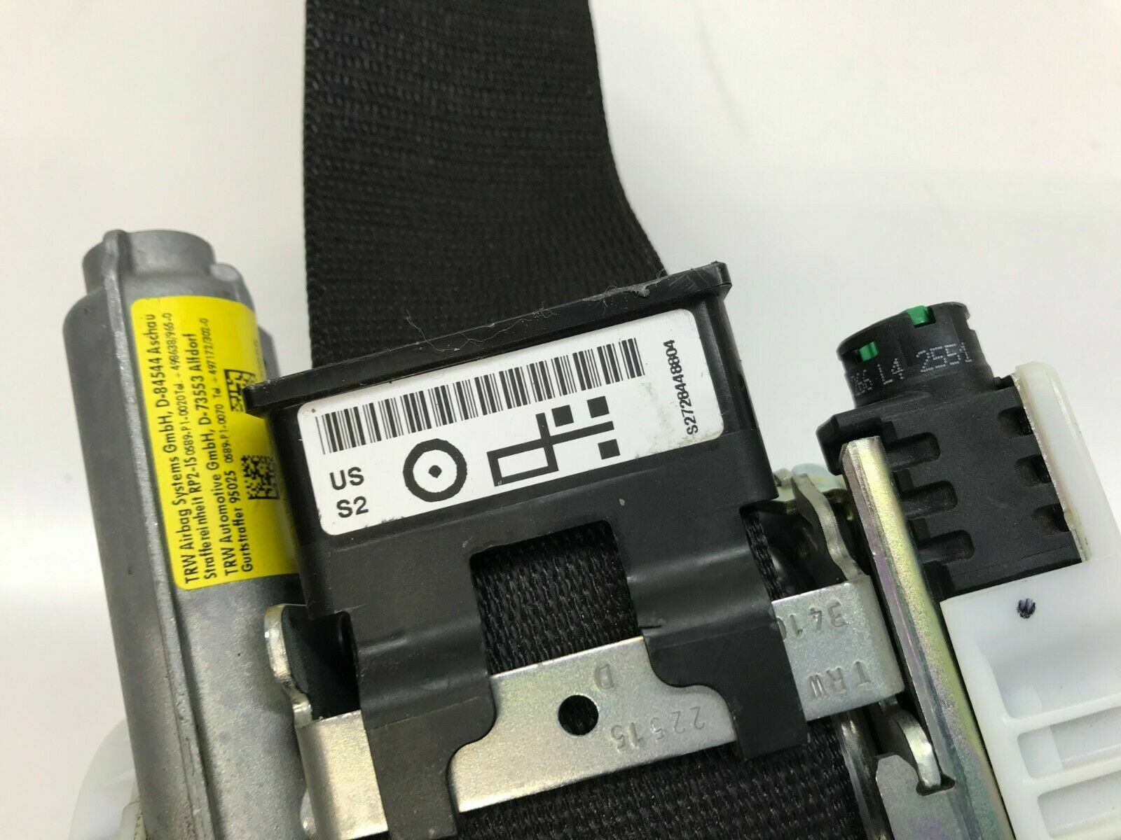 BMW FRONT RIGHT PASSENGER SIDE SEAT BELT OEM 34143195E | eBay