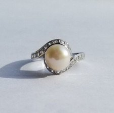NWOT Cultured Pearl Sterling Silver Cubic Zirconia Ring Size 6