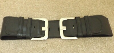 NEW STORAGE SCHWARZ LEDER 21/2'' 6,5cm BREITER ELASTISCHER GÜRTEL PASST 28'' - 36'' 