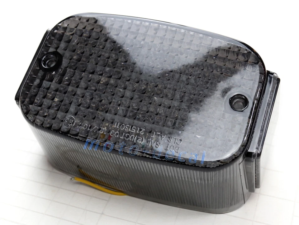 Luz de giro LED integrada de freno trasero/cola para Vulcan 800/1500 VN400 Classic Foto 2 de 4