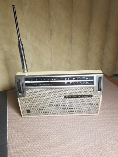 Vintage Transistor Radio JEFFERSON TRAVIS Box 10 EBay