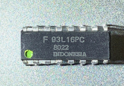 Fairchild 93L16-PC Synchronous 4-Bit Binary Counter Vintage IC
