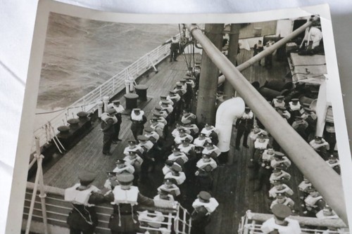 WW2 UK 8x6 B&W photograph British troops on troopship on lifeboat drill - Picture 2 of 6